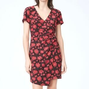 Club Monaco NWOT Esquinah Red Floral Asymmetrical Faux Wrap Mini Dress Size 00